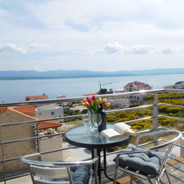 Villa Lara, Villa Lara and Villa Nera - apartments with pool and luxury villa in Bol, Brac Bol