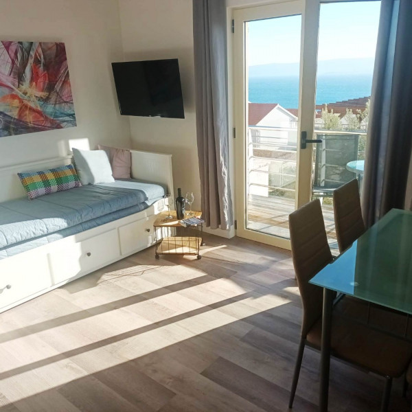 Das Wohnzimmer, Villa Lara, Bol Holidays: Villa Nera und Villa Lara - Apartments und Ferienhäuser in Bol auf der Insel Brač Bol