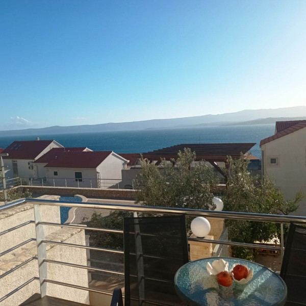 Villa Lara, Villa Lara and Villa Nera - apartments with pool and luxury villa in Bol, Brac Bol