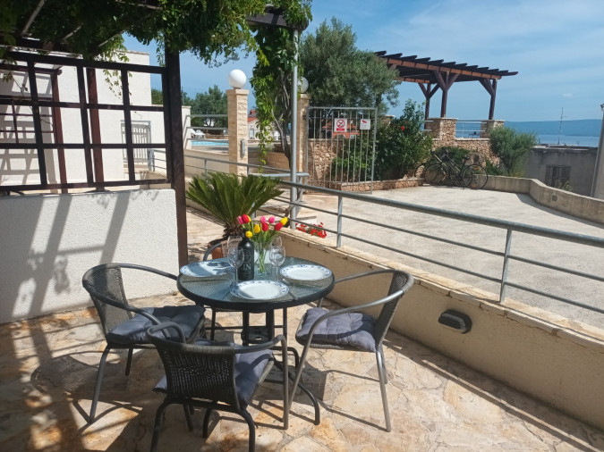 Villa Lara, Villa Lara und Villa Nera &ndash; Apartments mit Pool und Luxusvilla in Bol auf Brac Bol