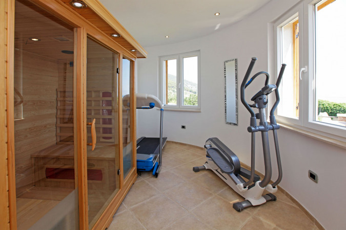 Villa Lara und Villa Nera &ndash; Apartments mit Pool und Luxusvilla in Bol auf Brac Bol