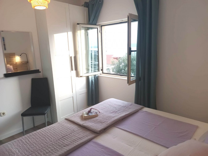 Villa Lara und Villa Nera &ndash; Apartments mit Pool und Luxusvilla in Bol auf Brac Bol