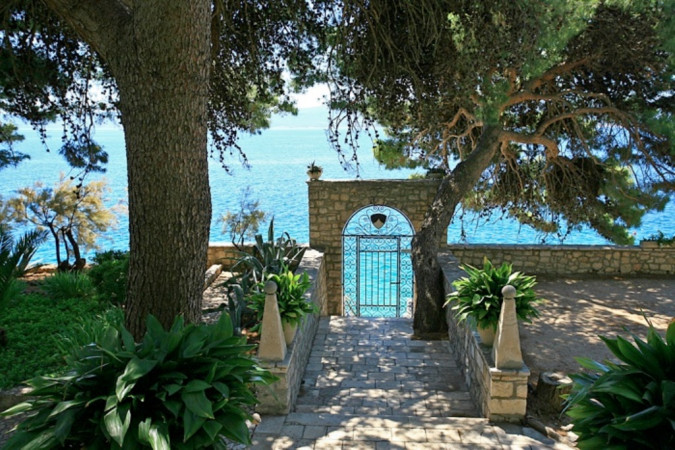 Umgebung, Villa Lara und Villa Nera &ndash; Apartments mit Pool und Luxusvilla in Bol auf Brac Bol